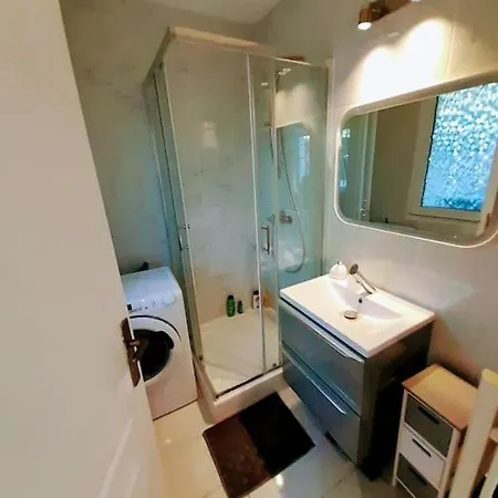2 Pieces Dans Avec Piscine Isola Bella Apartman Cannes